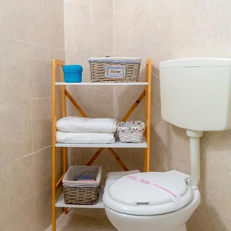 Annis Studio Apartment *